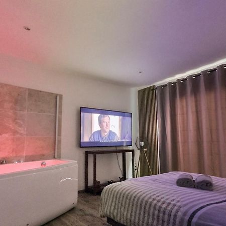 Bel Appartement Rdc Detente Balneo & Cine & Terrasse Proche Centre Gare อาเมียงส์ ภายนอก รูปภาพ